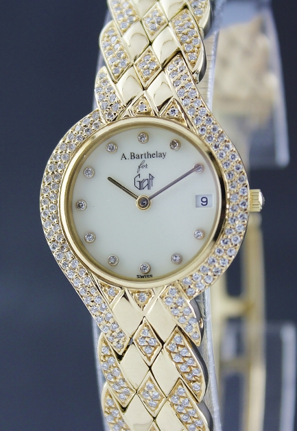 (image for) A 18K GRAFF 18K YELLOW GOLD AND DIAMOND WATCH
